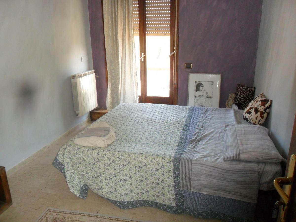 B&B Pinkhouse Milazzo Buitenkant foto